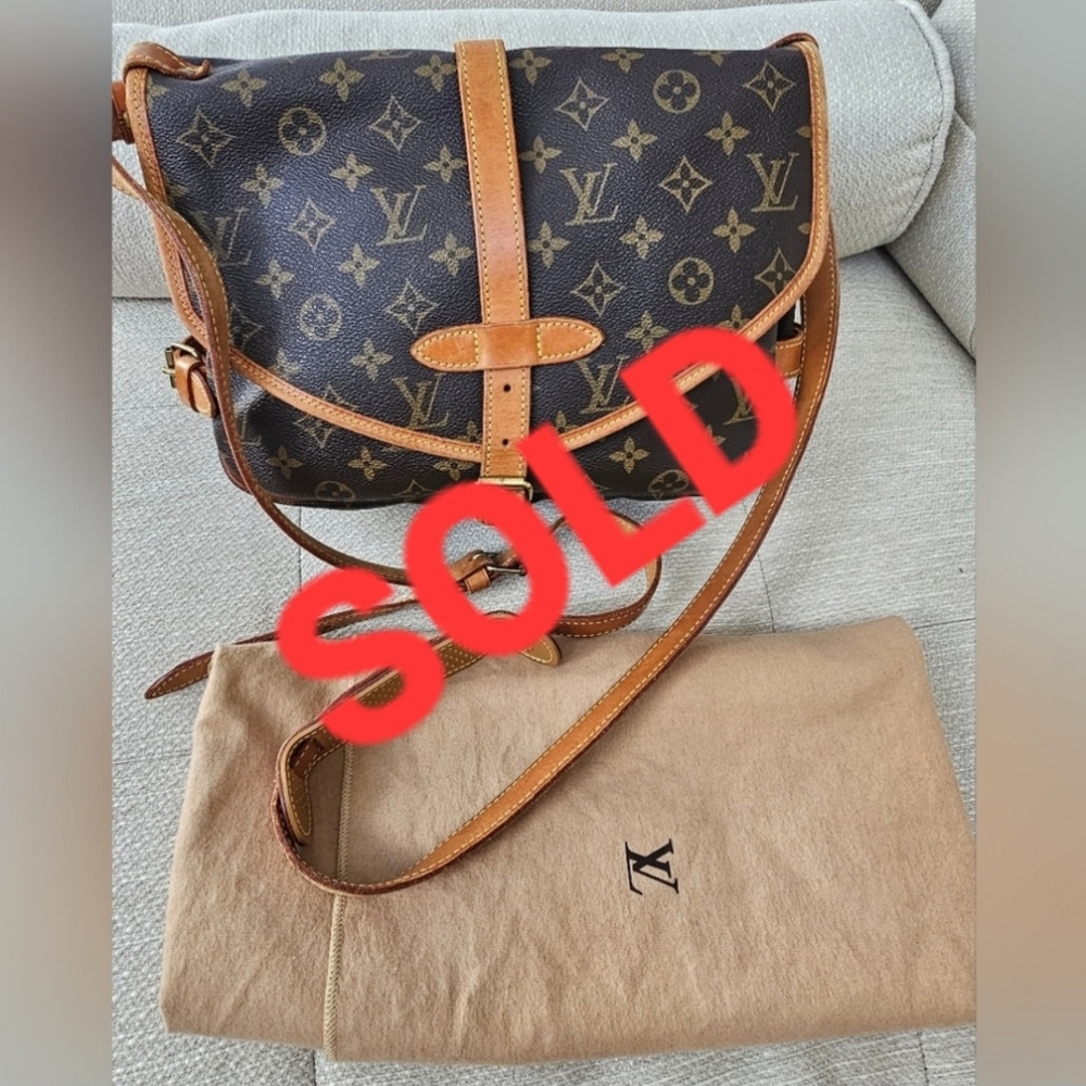 ON HOLD! Authentic LV Saumur MM/30